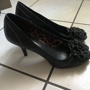ARTURO CHIANG HEELS-USED